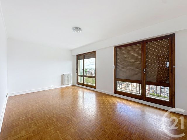 Appartement F3 à louer - 3 pièces - 57.56 m2 - TROYES - 10 - CHAMPAGNE-ARDENNE - Century 21 Martinot Immobilier