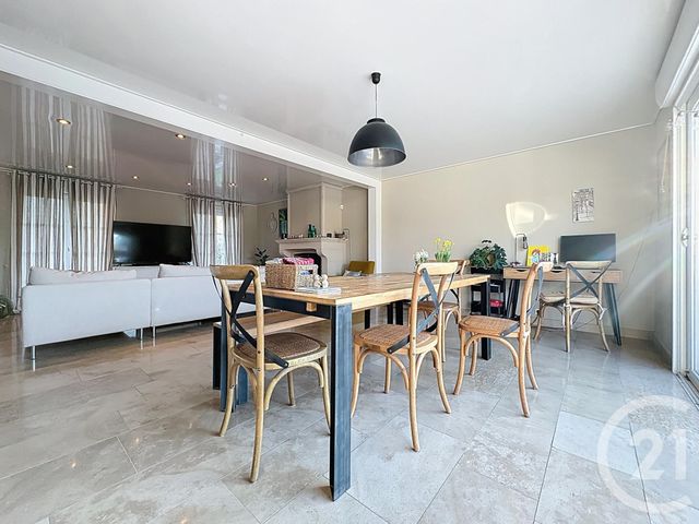 Afficher la photo en grand maison à vendre - 5 pièces - 205.0 m2 - BREVIANDES - 10 - CHAMPAGNE-ARDENNE - Century 21 Martinot Immobilier