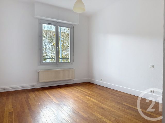 Appartement à louer - 2 pièces - 58.0 m2 - TROYES - 10 - CHAMPAGNE-ARDENNE - Century 21 Martinot Immobilier