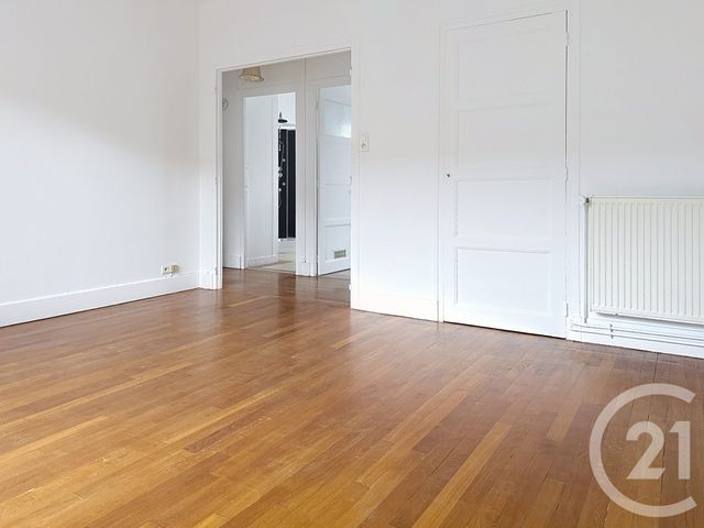 Appartement à louer - 2 pièces - 58.0 m2 - TROYES - 10 - CHAMPAGNE-ARDENNE - Century 21 Martinot Immobilier
