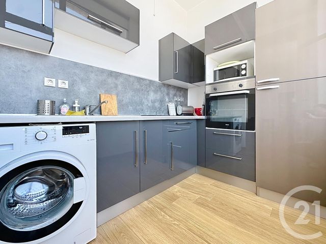 Appartement F2 à louer - 2 pièces - 44.3 m2 - TROYES - 10 - CHAMPAGNE-ARDENNE - Century 21 Martinot Immobilier
