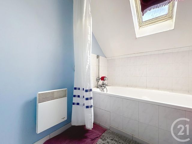 Appartement à vendre - 3 pièces - 46.94 m2 - STE SAVINE - 10 - CHAMPAGNE-ARDENNE - Century 21 Martinot Immobilier