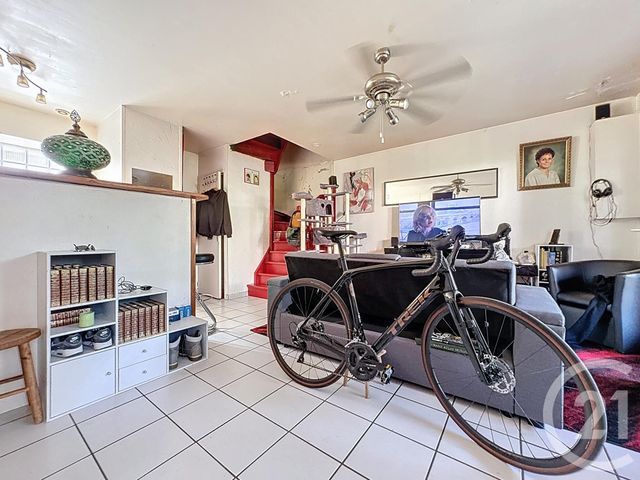 Appartement à vendre - 3 pièces - 46.94 m2 - STE SAVINE - 10 - CHAMPAGNE-ARDENNE - Century 21 Martinot Immobilier