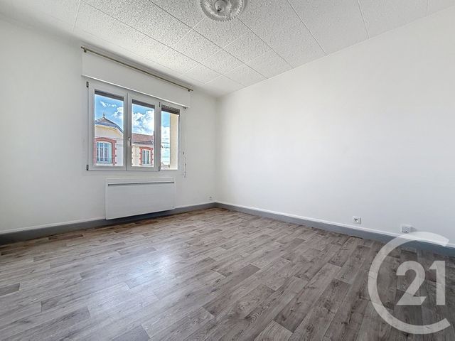 Appartement F1 à louer - 1 pièce - 26.3 m2 - TROYES - 10 - CHAMPAGNE-ARDENNE - Century 21 Martinot Immobilier