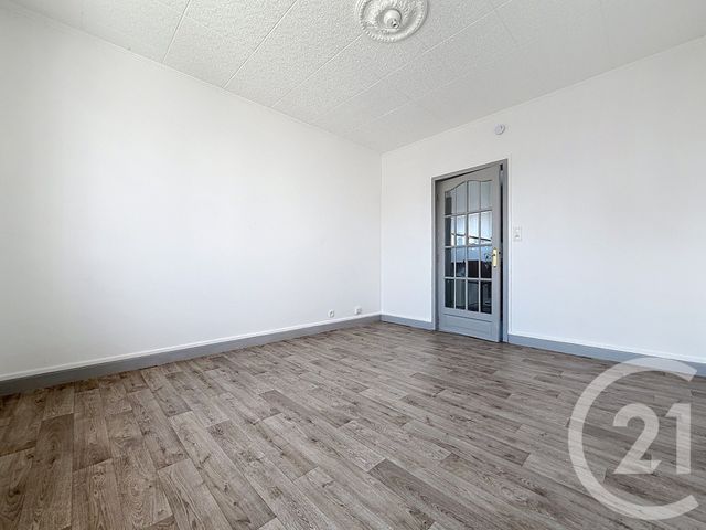 Appartement F1 à louer - 1 pièce - 26.3 m2 - TROYES - 10 - CHAMPAGNE-ARDENNE - Century 21 Martinot Immobilier