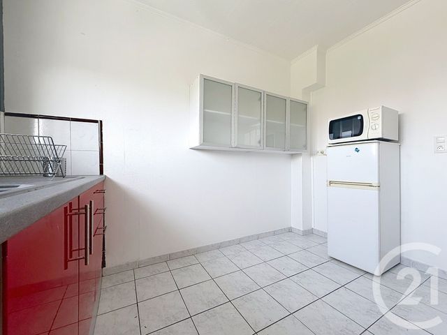 Appartement F1 à louer - 1 pièce - 26.3 m2 - TROYES - 10 - CHAMPAGNE-ARDENNE - Century 21 Martinot Immobilier