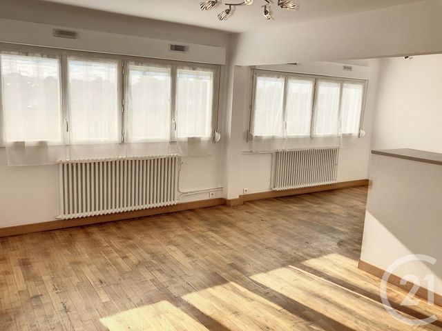 Appartement à vendre - 3 pièces - 65.87 m2 - TROYES - 10 - CHAMPAGNE-ARDENNE - Century 21 Martinot Immobilier