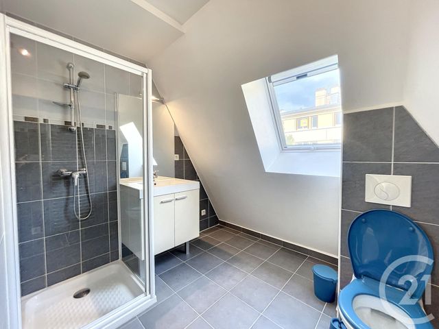 Appartement à vendre - 2 pièces - 41.76 m2 - ST ANDRE LES VERGERS - 10 - CHAMPAGNE-ARDENNE - Century 21 Martinot Immobilier