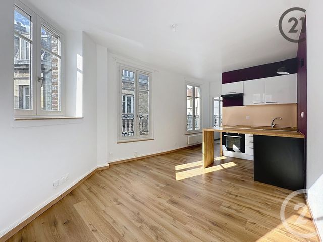 Afficher la photo en grand Appartement F2 à louer - 2 pièces - 28.1 m2 - TROYES - 10 - CHAMPAGNE-ARDENNE - Century 21 Martinot Immobilier