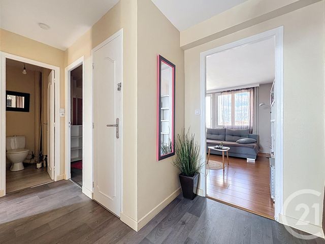 Appartement F2 à vendre - 2 pièces - 55.0 m2 - STE SAVINE - 10 - CHAMPAGNE-ARDENNE - Century 21 Martinot Immobilier