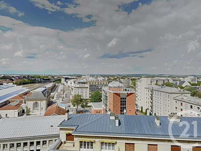 Appartement F3 à louer - 3 pièces - 65.0 m2 - TROYES - 10 - CHAMPAGNE-ARDENNE - Century 21 Martinot Immobilier