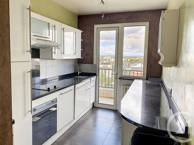 Appartement F3 à louer - 3 pièces - 65.0 m2 - TROYES - 10 - CHAMPAGNE-ARDENNE - Century 21 Martinot Immobilier