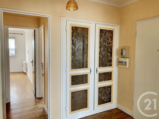 Appartement F3 à louer - 3 pièces - 65.0 m2 - TROYES - 10 - CHAMPAGNE-ARDENNE - Century 21 Martinot Immobilier