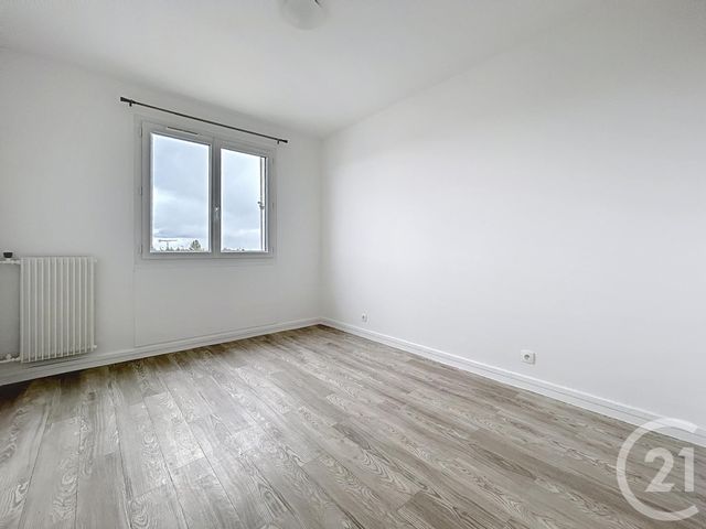 Appartement F2 à louer - 2 pièces - 46.3 m2 - ROMILLY SUR SEINE - 10 - CHAMPAGNE-ARDENNE - Century 21 Martinot Immobilier