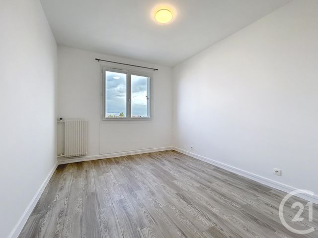 Appartement F2 à louer - 2 pièces - 46.3 m2 - ROMILLY SUR SEINE - 10 - CHAMPAGNE-ARDENNE - Century 21 Martinot Immobilier
