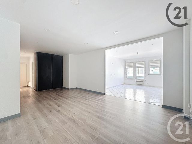 Appartement à vendre - 8 pièces - 150.86 m2 - TROYES - 10 - CHAMPAGNE-ARDENNE - Century 21 Martinot Immobilier