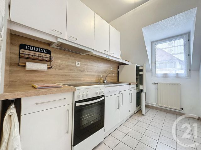 Appartement T2 à louer - 2 pièces - 47.9 m2 - TROYES - 10 - CHAMPAGNE-ARDENNE - Century 21 Martinot Immobilier