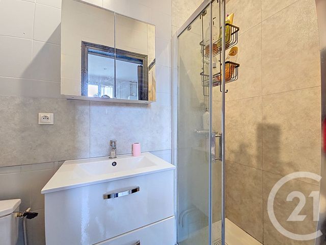 Appartement à vendre - 2 pièces - 34.9 m2 - TROYES - 10 - CHAMPAGNE-ARDENNE - Century 21 Martinot Immobilier