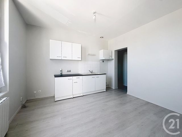 Appartement F2 à louer - 2 pièces - 28.5 m2 - TROYES - 10 - CHAMPAGNE-ARDENNE - Century 21 Martinot Immobilier