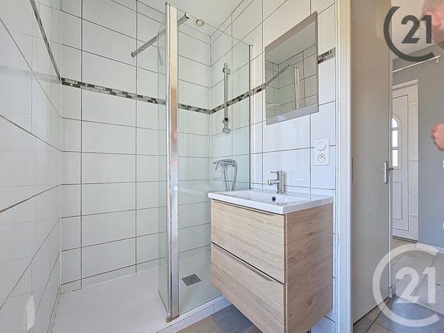 Appartement F2 à vendre - 2 pièces - 37.0 m2 - TROYES - 10 - CHAMPAGNE-ARDENNE - Century 21 Martinot Immobilier