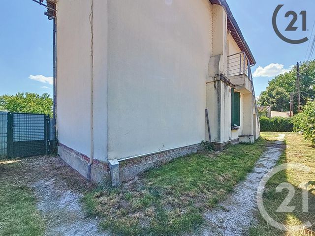 Appartement F2 à vendre - 2 pièces - 37.0 m2 - TROYES - 10 - CHAMPAGNE-ARDENNE - Century 21 Martinot Immobilier