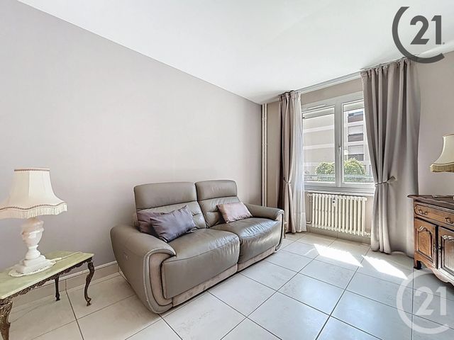 Appartement T5 à vendre - 5 pièces - 88.79 m2 - TROYES - 10 - CHAMPAGNE-ARDENNE - Century 21 Martinot Immobilier