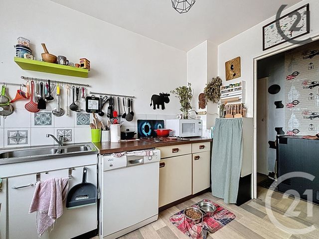 Appartement T3 à vendre - 3 pièces - 71.0 m2 - TROYES - 10 - CHAMPAGNE-ARDENNE - Century 21 Martinot Immobilier