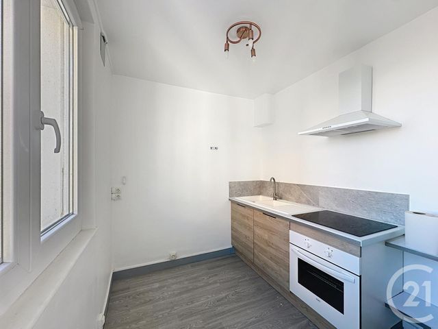 Appartement F3 à louer - 3 pièces - 50.0 m2 - TROYES - 10 - CHAMPAGNE-ARDENNE - Century 21 Martinot Immobilier