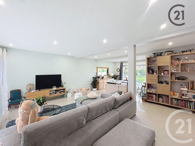 maison à vendre - 6 pièces - 128.0 m2 - ST ANDRE LES VERGERS - 10 - CHAMPAGNE-ARDENNE - Century 21 Martinot Immobilier