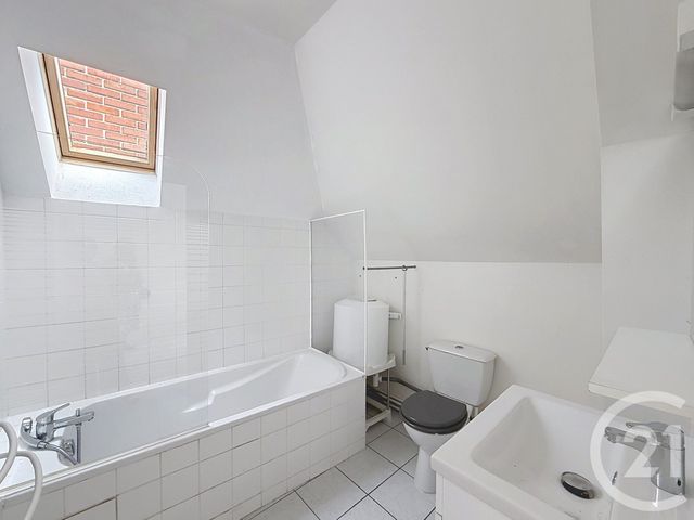 Appartement Studio à louer - 1 pièce - 18.0 m2 - TROYES - 10 - CHAMPAGNE-ARDENNE - Century 21 Martinot Immobilier