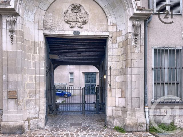 Appartement Studio à louer - 1 pièce - 27.6 m2 - TROYES - 10 - CHAMPAGNE-ARDENNE - Century 21 Martinot Immobilier