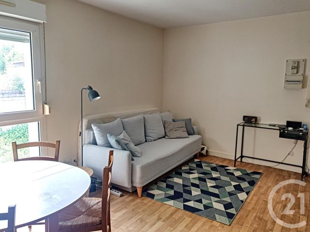 Appartement Studio à louer - 1 pièce - 27.6 m2 - TROYES - 10 - CHAMPAGNE-ARDENNE - Century 21 Martinot Immobilier