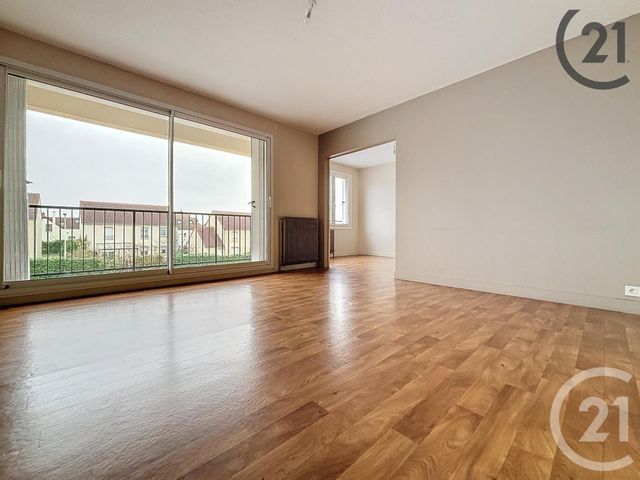 Appartement F4 à louer - 4 pièces - 75.0 m2 - TROYES - 10 - CHAMPAGNE-ARDENNE - Century 21 Martinot Immobilier