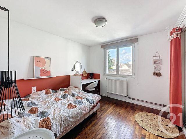 maison à vendre - 7 pièces - 146.33 m2 - ST ANDRE LES VERGERS - 10 - CHAMPAGNE-ARDENNE - Century 21 Martinot Immobilier