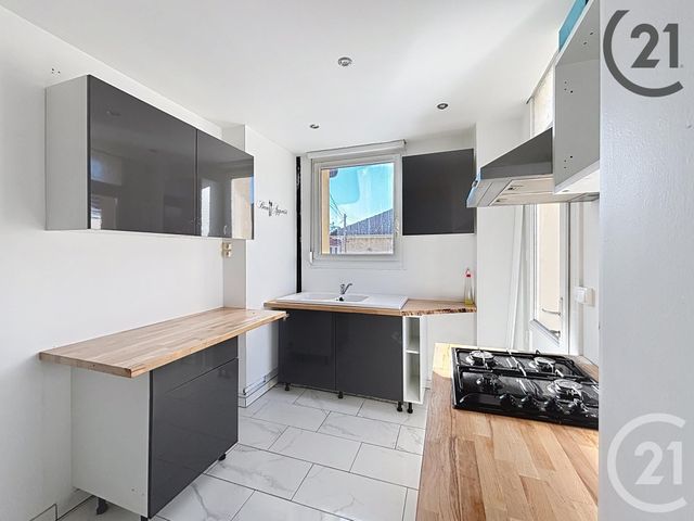 maison à vendre - 5 pièces - 98.0 m2 - STE SAVINE - 10 - CHAMPAGNE-ARDENNE - Century 21 Martinot Immobilier