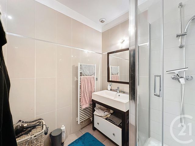 Appartement à vendre - 2 pièces - 59.0 m2 - TROYES - 10 - CHAMPAGNE-ARDENNE - Century 21 Martinot Immobilier