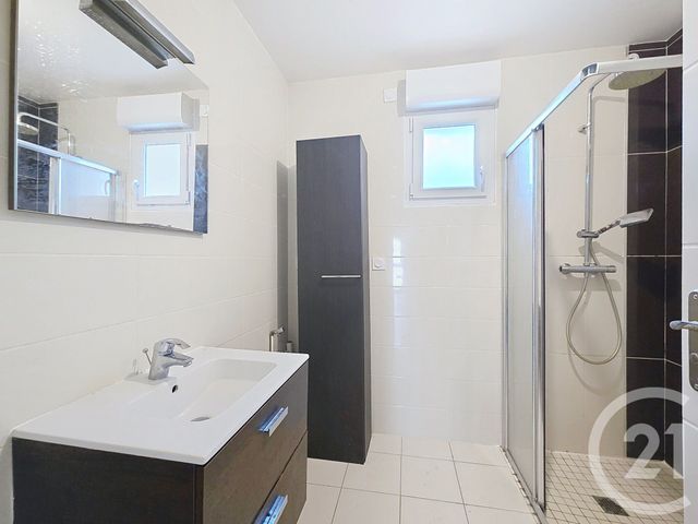 Appartement à vendre - 4 pièces - 73.6 m2 - TROYES - 10 - CHAMPAGNE-ARDENNE - Century 21 Martinot Immobilier