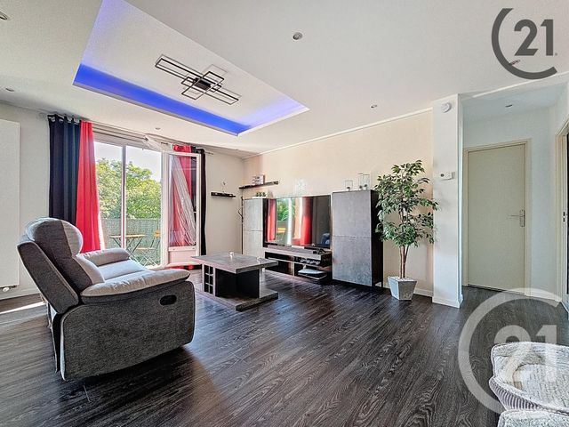 Appartement F4 à vendre - 4 pièces - 73.0 m2 - TROYES - 10 - CHAMPAGNE-ARDENNE - Century 21 Martinot Immobilier