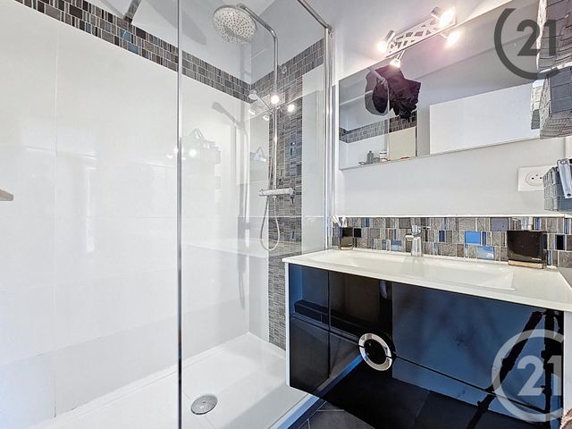 Appartement F4 à vendre - 4 pièces - 73.0 m2 - TROYES - 10 - CHAMPAGNE-ARDENNE - Century 21 Martinot Immobilier