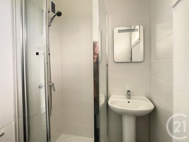 Afficher la photo en grand Appartement F4 à louer - 4 pièces - 78.95 m2 - TROYES - 10 - CHAMPAGNE-ARDENNE - Century 21 Martinot Immobilier