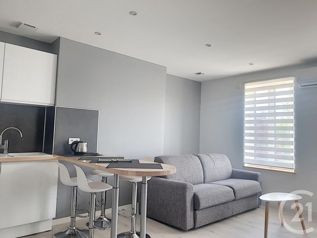 Appartement F2 à louer - 2 pièces - 37.5 m2 - TROYES - 10 - CHAMPAGNE-ARDENNE - Century 21 Martinot Immobilier
