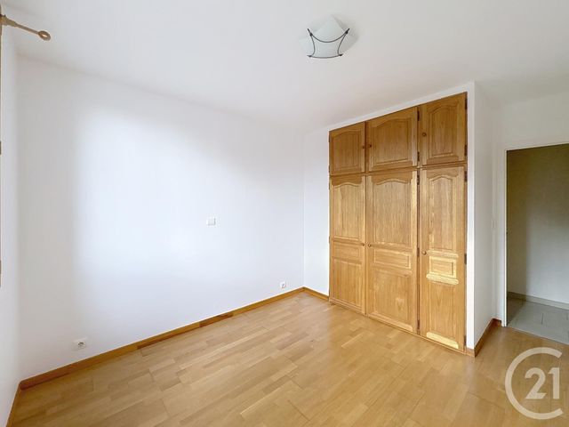 Appartement T3 à louer - 3 pièces - 57.0 m2 - TROYES - 10 - CHAMPAGNE-ARDENNE - Century 21 Martinot Immobilier