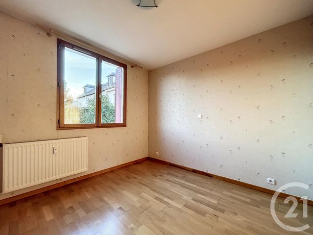 Appartement T3 à louer - 3 pièces - 57.0 m2 - TROYES - 10 - CHAMPAGNE-ARDENNE - Century 21 Martinot Immobilier