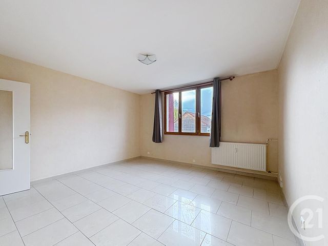 Appartement T3 à louer - 3 pièces - 57.0 m2 - TROYES - 10 - CHAMPAGNE-ARDENNE - Century 21 Martinot Immobilier