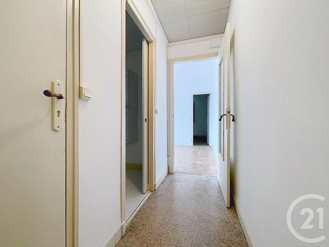 Appartement F3 à vendre - 3 pièces - 50.93 m2 - TROYES - 10 - CHAMPAGNE-ARDENNE - Century 21 Martinot Immobilier