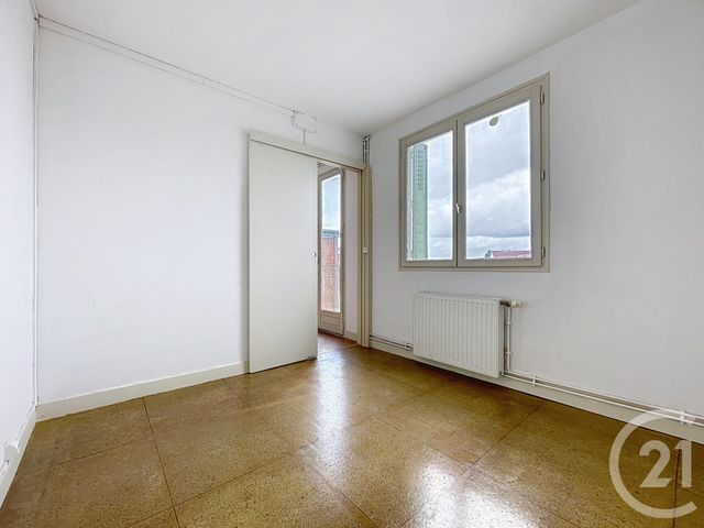 Appartement F3 à vendre - 3 pièces - 50.93 m2 - TROYES - 10 - CHAMPAGNE-ARDENNE - Century 21 Martinot Immobilier