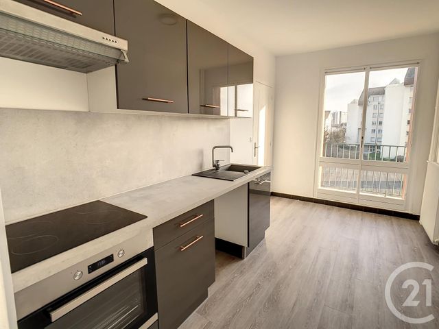 Appartement F3 à louer - 3 pièces - 76.29 m2 - TROYES - 10 - CHAMPAGNE-ARDENNE - Century 21 Martinot Immobilier