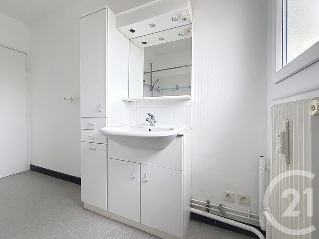Appartement F2 à louer - 3 pièces - 55.42 m2 - TROYES - 10 - CHAMPAGNE-ARDENNE - Century 21 Martinot Immobilier