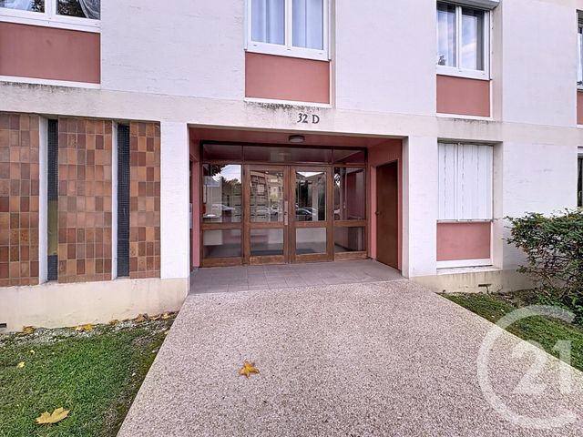 Appartement F1 à louer - 1 pièce - 26.9 m2 - TROYES - 10 - CHAMPAGNE-ARDENNE - Century 21 Martinot Immobilier