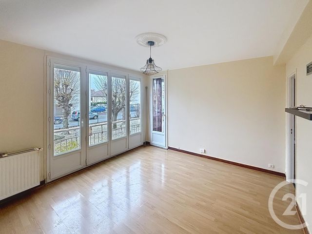 Appartement F3 à louer - 3 pièces - 55.46 m2 - TROYES - 10 - CHAMPAGNE-ARDENNE - Century 21 Martinot Immobilier